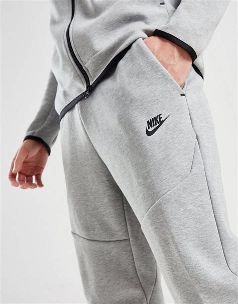 graue jogginghose nike herren|Graue Nike Jogginghosen für Sport & Freizeit .